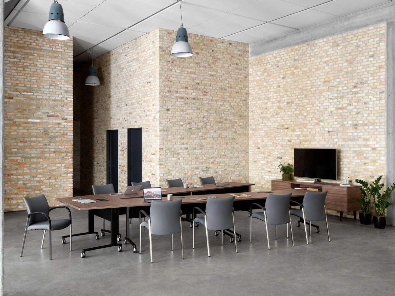 MoteStorage_Family_05